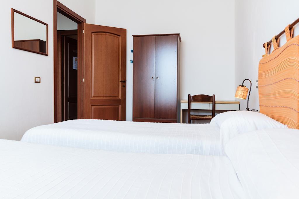 La Mezzanella Guesthouse Porto Torres Room photo